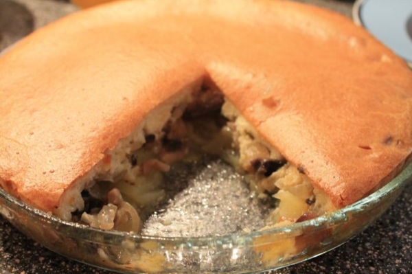 Пирог заливной с картофелем и грибами. Рецепт с фото