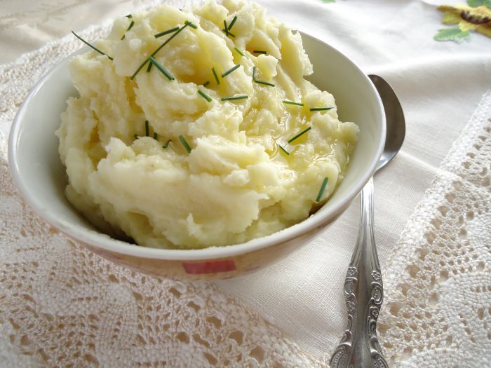 Картофельное пюре со сливочным сыром и маслом. Пошаговый рецепт с фото