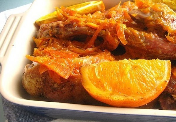 Утка в апельсиновом соусе запеченная в духовке, рецепт приготовления с фото