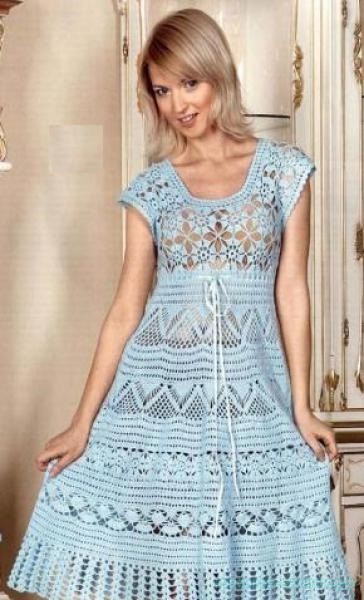 Нежное, нарядное платье "Голубая лагуна", вязаное крючком