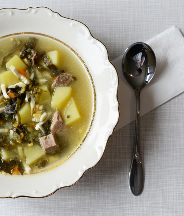 Зеленый суп со щавелем и говядиной. Вкусный и полезный