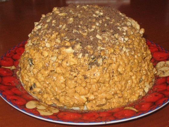 Торт «Муравейник» с грецкими орехами