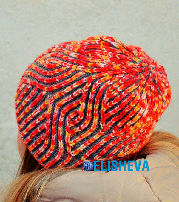 Красивая и необычная женская шапка от Raina Kruus "Сердца в голове"